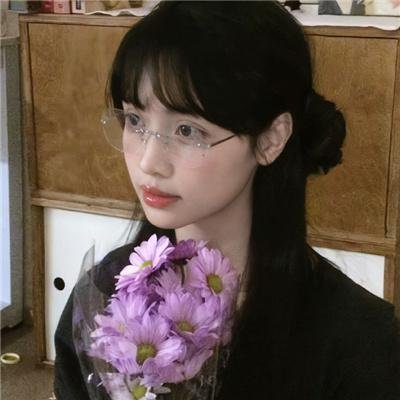 王家欣